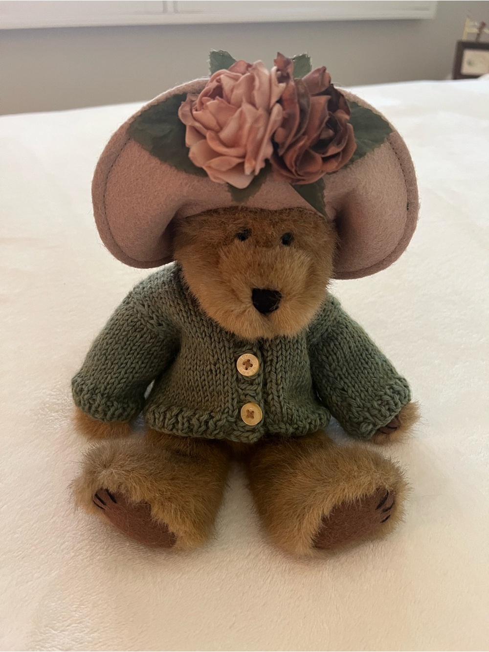 Boyds Bears Brown Plush Bear in Green Sweater with Pink Hat Flowers